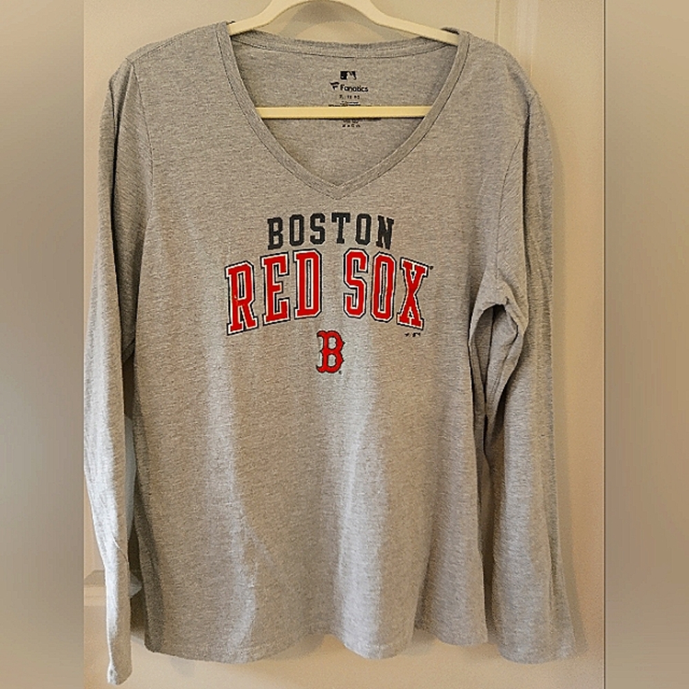 Boston Red Sox Women's Pullover